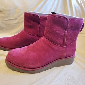 UGG Fuchsia Suede Winter Boots